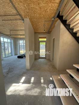 Дом 151м², 2-этажный, участок 10 сот.