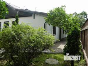 Дом 239м², 2-этажный, участок 8 сот.