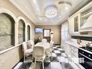 Дом 179м², 2-этажный, участок 11 сот.