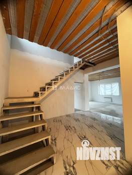 Дом 250м², 2-этажный, участок 6 сот.