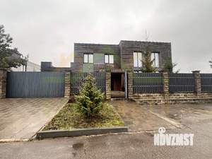 Дом 281м², 2-этажный, участок 9 сот.