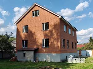 Дом 350м², 2-этажный, участок 10 сот.