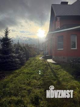 Дом 204м², 2-этажный, участок 11 сот.