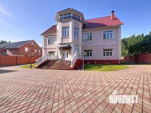 Дом 800м², 4-этажный, участок 22 сот.