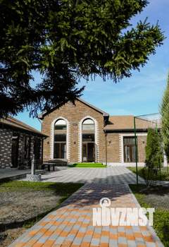 Дом 769м², 4-этажный, участок 24 сот.