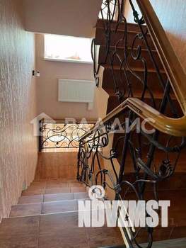 Дом 450м², 3-этажный, участок 12 сот.