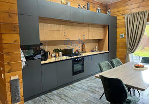 Дом 213м², 1-этажный, участок 10 сот.