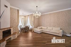 Дом 228м², 2-этажный, участок 9 сот.