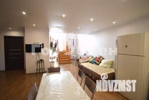 Таунхаус 200м², 2-этажный, участок 3 сот.