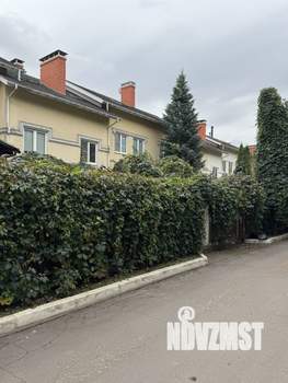 Таунхаус 254м², 3-этажный, участок 3 сот.