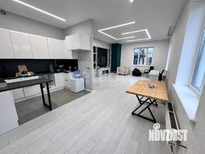 Дом 252м², 3-этажный, участок 6 сот.