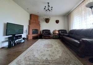 Дом 422м², 3-этажный, участок 12 сот.