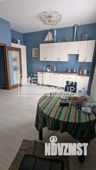 Дом 409м², 3-этажный, участок 4 сот.