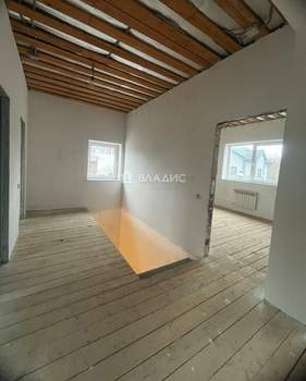 Дом 250м², 2-этажный, участок 6 сот.