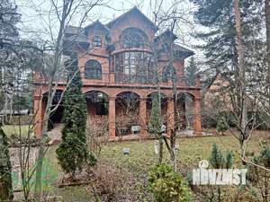 Коттедж 440м², 3-этажный, участок 42 сот.