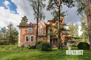 Дом 1022м², 3-этажный, участок 58 сот.