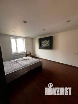 Дом 159м², 2-этажный, участок 4 сот.