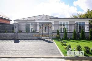 Дом 244м², 2-этажный, участок 10 сот.