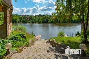 Дом 500м², 3-этажный, участок 50 сот.