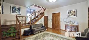 Дача 440м², 3-этажный, участок 30 сот.