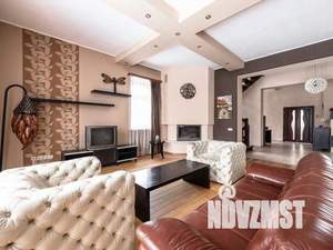 Дом 380м², 4-этажный, на длительный срок, 