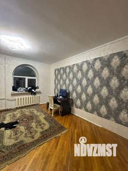 Коттедж 500м&sup2;, 4-этажный, на длительный срок, 