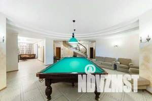 Дом 1142м&sup2;, 4-этажный, посуточно, 