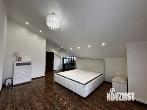 Таунхаус 180м², 4-этажный, на длительный срок, 