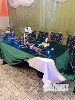 Дом 250м&sup2;, 3-этажный, посуточно, 