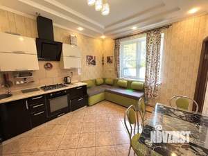 Дом 150м², 2-этажный, на длительный срок, 