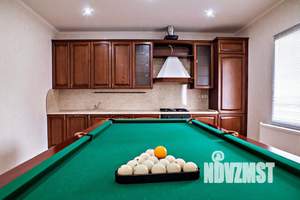 Дом 480м&sup2;, 3-этажный, посуточно, 