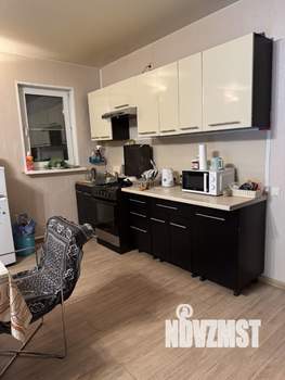 Дом 180м², 2-этажный, на длительный срок, 