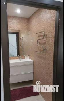 Дом 180м², 3-этажный, на длительный срок, 