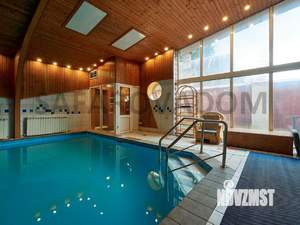 Дом 400м&sup2;, 3-этажный, посуточно, 