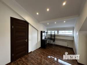 Таунхаус 180м², 4-этажный, на длительный срок, 
