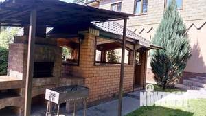 Дом 480м&sup2;, 3-этажный, посуточно, 