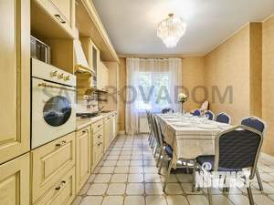 Дом 550м², 3-этажный, посуточно, 