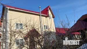 Дом 350м&sup2;, 3-этажный, посуточно, 