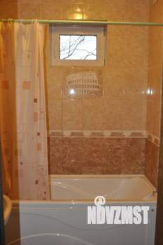 Дом 180м², 2-этажный, на длительный срок, 