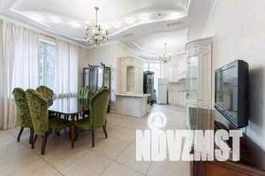 Дом 1029м², 4-этажный, посуточно, 