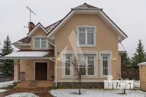 Дом 230м², 2-этажный, на длительный срок, 