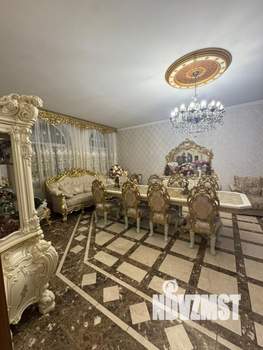 Дом 550м&sup2;, 3-этажный, на длительный срок, 