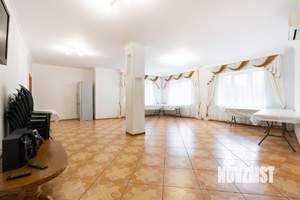 Дом 683м², 3-этажный, посуточно, 