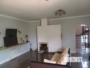 Дом 200м², 2-этажный, на длительный срок, 