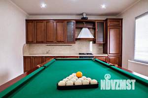 Дом 733м&sup2;, 3-этажный, посуточно, 