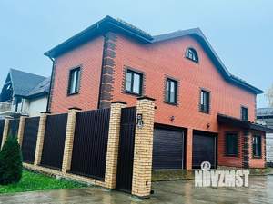 Дом 275м&sup2;, 3-этажный, на длительный срок, 