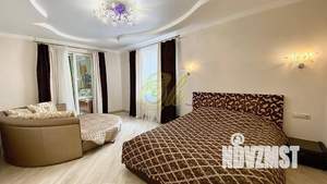 Дом 530м², 2-этажный, посуточно, 