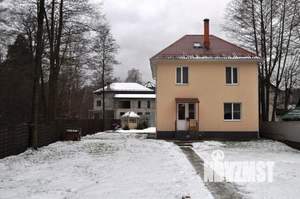 Дом 150м², 2-этажный, на длительный срок, 