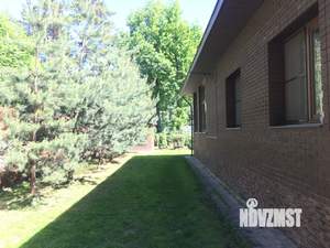 Коттедж 150м&sup2;, 1-этажный, на длительный срок, 