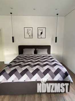 Дом 300м&sup2;, 3-этажный, посуточно, 